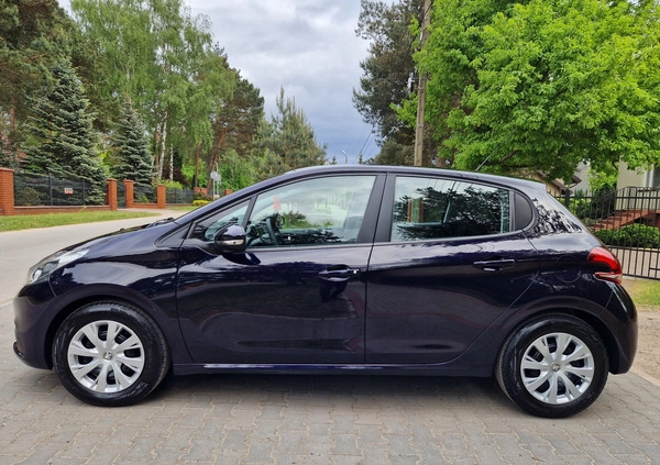 Peugeot 208 cena 28900 przebieg: 101000, rok produkcji 2016 z Łochów małe 326